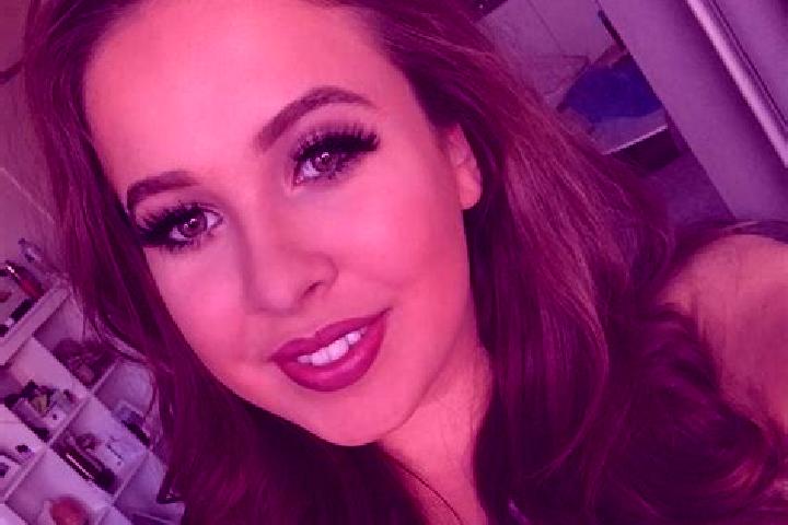 Chloe, 29, a brunette grey-eyed european companion based in Hexi. Offering CIM, Roleplay, Overnight, Domination. Available for incall and outcall, day and ev...