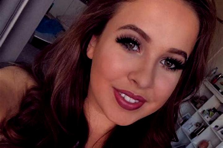 Chloe, 29, a chestnut grey-eyed caucasian companion based in Dayr Yusuf. Offering Girlfriend Experience, Fetish, Dinner Date. Available for incall and outcal...