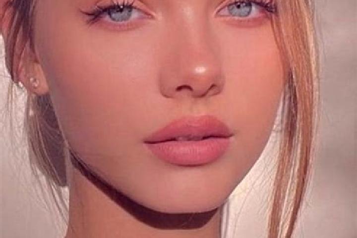 Chloe, 29, a dark blonde blue-eyed ebony companion based in Les Mesnuls. Offering Striptease, BDSM, Dinner Date. Available for incall and outcall, day and ev...