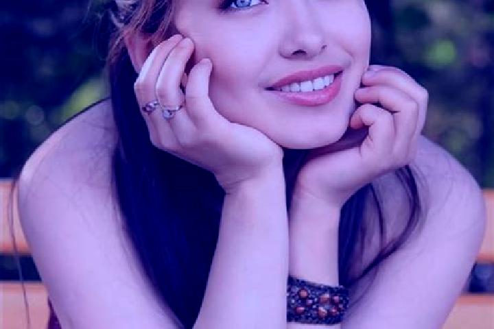 Chloe, 29, a red blue-eyed asian companion based in Mire. Offering Party Girl, Deep French Kissing, 69, Roleplay. Available for incall and outcall, day and e...