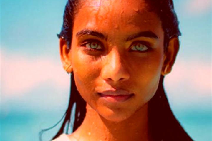 Chloe, 29, a red blue-eyed indian companion based in Nuevo Pacayal. Offering Deep French Kissing, Roleplay, Overnight, Duos. Available for incall and outcall...