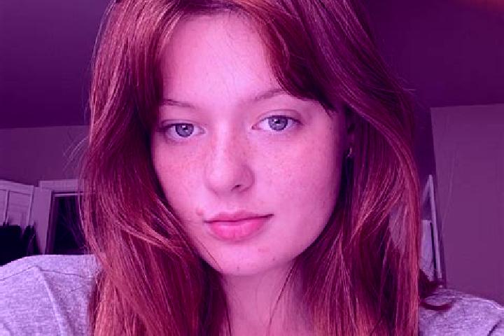 Chloe, 29, a red grey-eyed middle eastern companion based in Santa Maria in Calanca. Offering Duos, Overnight. Available for incall and outcall, overnight bo...