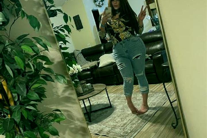 Chloe, 29 — Escort in Madison Heights, United States