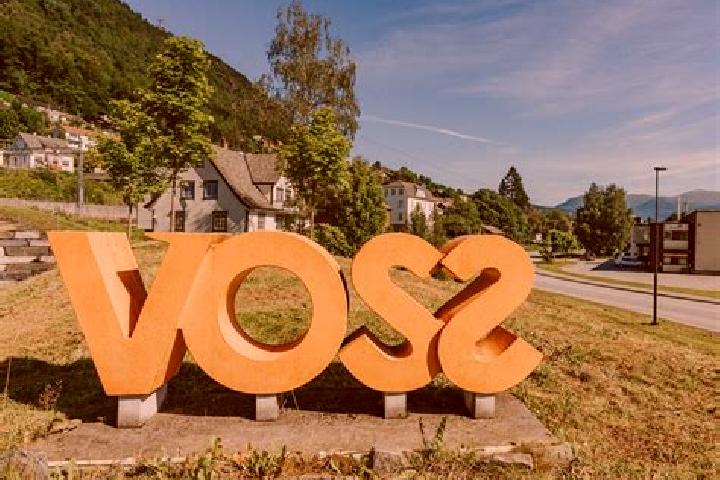 Chloe, 29 — Escort in Voss, Norway