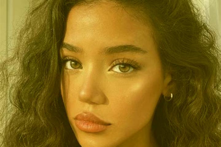 Chloe, 30, a black brown-eyed caucasian companion based in Rozhdestvenskiy. Offering CIM, Travel Companion, 69, GFE. Available for incall and outcall, overni...