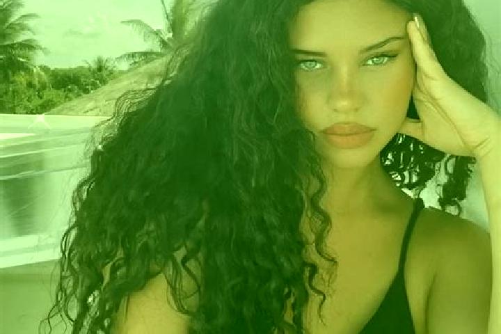 Chloe, 30, a black grey-eyed latina companion based in Mercues. Offering Girlfriend Experience, A-Level, Domination, Duos. Available for incall and outcall, ...