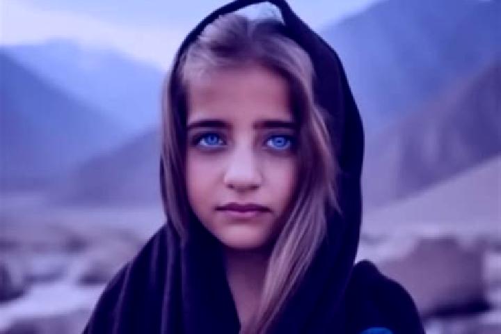 Chloe, 30, a blonde brown-eyed middle eastern companion based in Manoppello Scalo. Offering Erotic Massage, Girlfriend Experience, Massage. Available for inc...