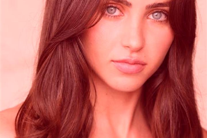 Chloe, 30, a brunette blue-eyed mediterranean companion based in Treviso. Offering Party Girl, BDSM, 69, Dinner Date, CIM. Available for incall and outcall, ...