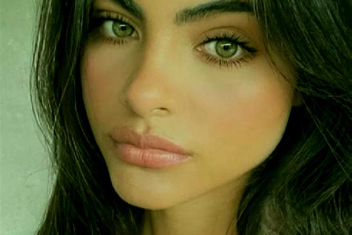 Chloe, 30, a brunette green-eyed asian companion based in Rudenau. Offering BDSM, Couples, Girlfriend Experience, Domination. Available for incall and outcal...