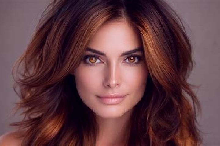 Chloe, 30, a brunette hazel-eyed european companion based in Rust. Offering A-Level, CIM, Domination. Available for incall and outcall, day and evening dates.