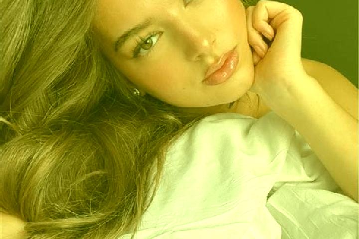 Chloe, 30, a chestnut grey-eyed latina companion based in Tantara. Offering Fetish, Duos, Party Girl. Available for incall and outcall, overnight bookings av...