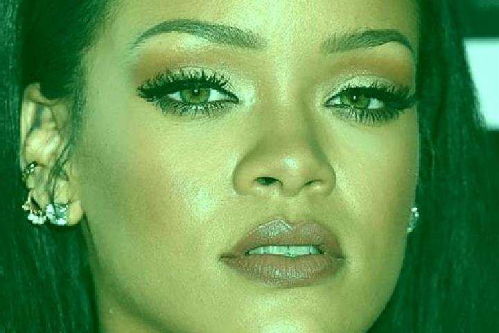 Chloe, 30, a chestnut hazel-eyed caribbean companion based in Ambia. Offering BDSM, A-Level, Dinner Date. Available for incall and outcall, day and evening d...