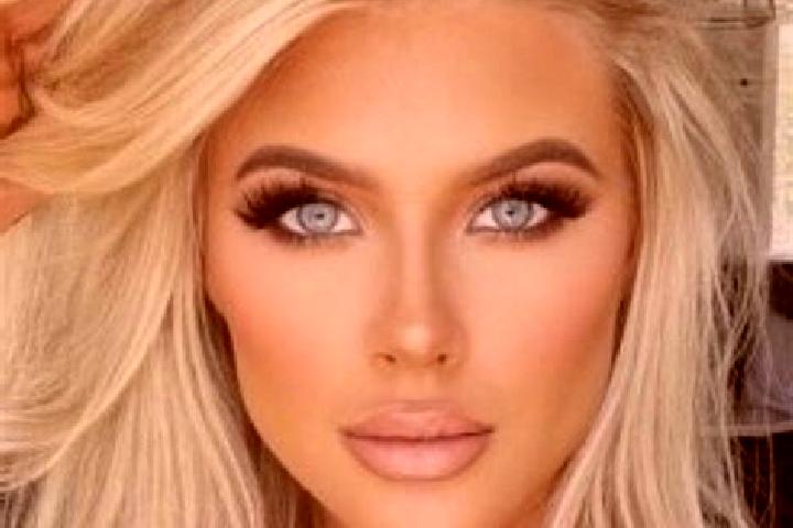 Chloe, 30, a platinum blonde brown-eyed mediterranean companion based in Ogunimachi. Offering Erotic Massage. Available for incall and outcall, overnight boo...