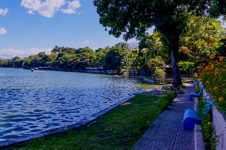 Chloe, 30 — Escort in Apastepeque, El Salvador