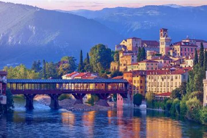 Chloe, 30 — Escort in Cismon del Grappa, Italy