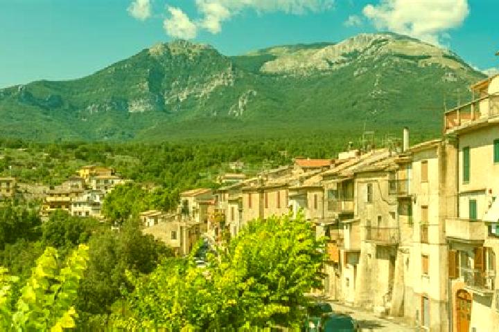 Chloe, 30 — Escort in Collepardo, Italy