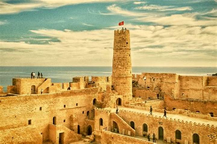 Chloe, 30 — Escort in Kebili, Tunisia