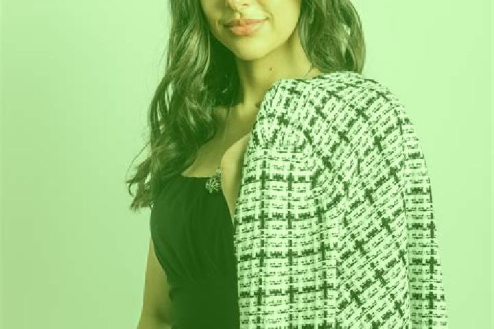 Chloe, 30 — Escort in Shortsville, United States