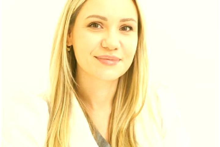 Chloe, 30 — Escort in Surdila-Gaiseanca, Romania