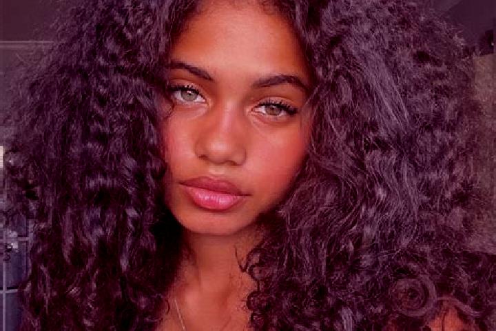 Chloe, 31, a black grey-eyed ebony companion based in Simnicu de Jos. Offering Overnight, OWO, A-Level, Couples, Tantra. Available for incall and outcall, ov...