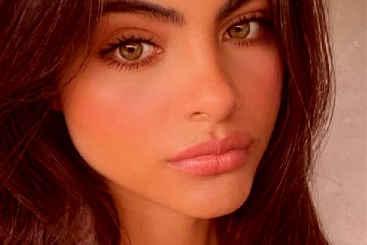 Chloe, 31, a black hazel-eyed european companion based in Morococha. Offering Massage, Erotic Massage, GFE. Available for incall and outcall, overnight booki...