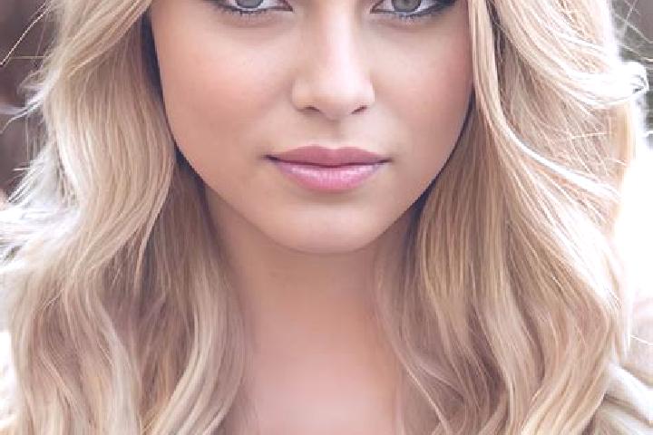 Chloe, 31, a blonde dark-eyed mixed companion based in Serrano. Offering Deep French Kissing, A-Level, Roleplay. Available for incall and outcall, overnight ...