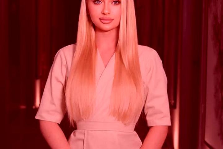 Chloe, 31, a blonde grey-eyed caribbean companion based in Loosdrecht. Offering Tantra, Erotic Massage, Roleplay, CIM. Available for incall and outcall, over...