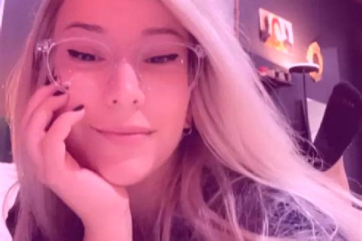 Chloe, 31, a blonde grey-eyed ebony companion based in San Pedro Masahuat. Offering Fetish, A-Level, GFE. Available for incall and outcall, day and evening d...