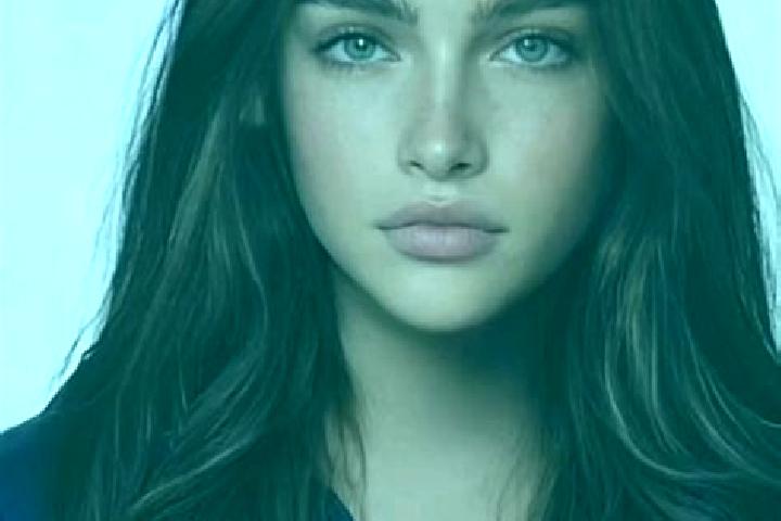 Chloe, 31, a brunette blue-eyed european companion based in Halawah. Offering Dinner Date, Prostate Massage, Girlfriend Experience, Massage. Available for in...