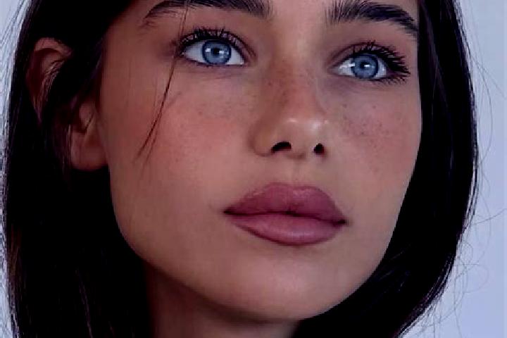 Chloe, 31, a brunette brown-eyed slavic companion based in Valdepielagos. Offering Erotic Massage, Duos. Available for incall and outcall, day and evening da...