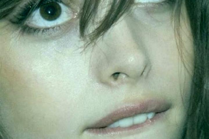 Chloe, 31, a chestnut grey-eyed mixed companion based in Amery. Offering A-Level, Tantra, Fetish. Available for incall and outcall, overnight bookings availa...