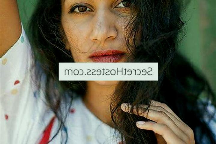 Chloe, 31, a red blue-eyed indian companion based in Golubic. Offering Fetish, 69, A-Level. Available for incall and outcall, day and evening dates.