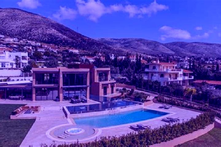 Chloe, 31 — Escort in Kalyvia Thorikou, Greece