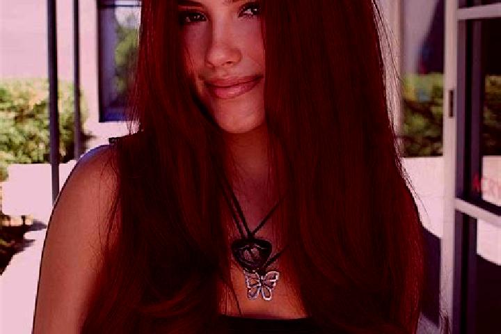 Chloe, 32, a auburn dark-eyed indian companion based in Rodezno. Offering Couples, Erotic Massage, BDSM. Available for incall and outcall, overnight bookings...