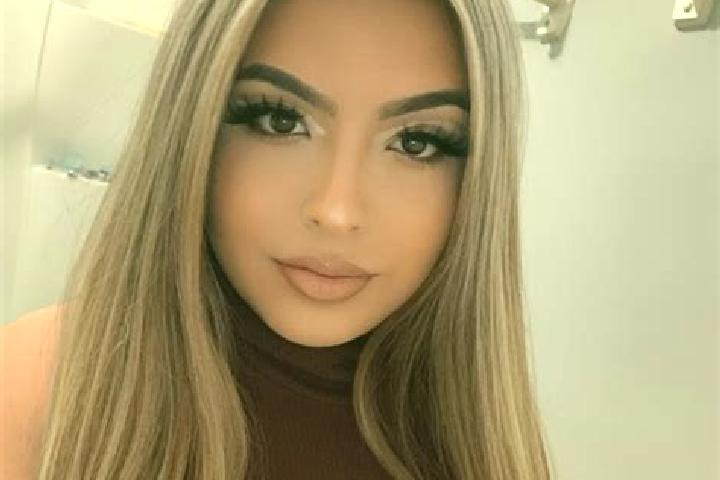 Chloe, 32, a blonde dark-eyed latina companion based in Fort McKinley. Offering Roleplay, Tantra, Striptease, Party Girl. Available for incall and outcall, d...