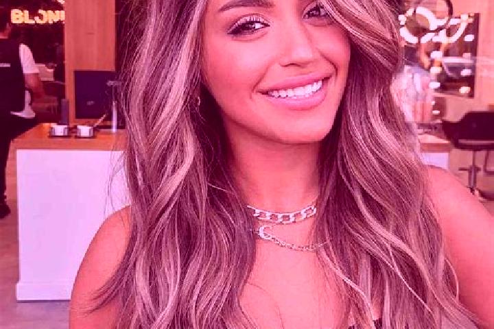 Chloe, 32, a dark blonde brown-eyed mixed companion based in Puistomaeki. Offering Duos, Erotic Massage, Striptease, Party Girl. Available for incall and out...
