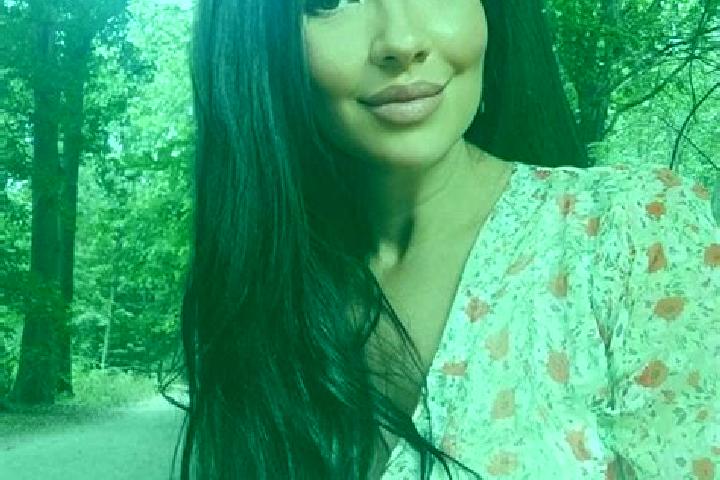 Chloe, 32 — Escort in Bila, Ukraine