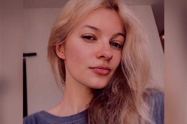 Chloe, 32 — Escort in Cherkaski Tyshky, Ukraine