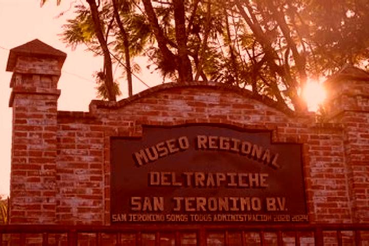 Chloe, 32 — Escort in El Trapichillo, Mexico