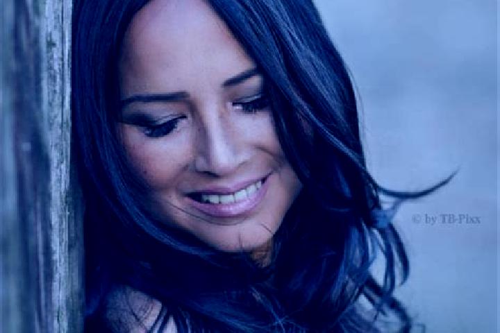 Chloe, 32 — Escort in Hatten, France