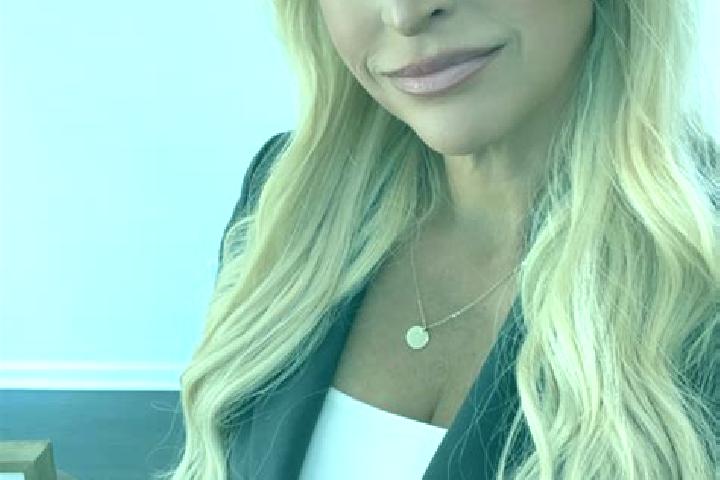 Chloe, 32 — Escort in Kingsford Heights, United States