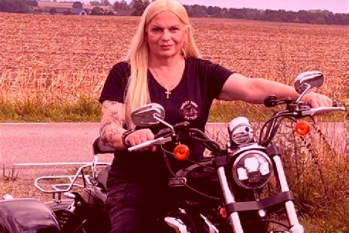 Chloe, 32 — Escort in Koepingebro, Sweden