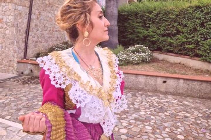 Chloe, 32 — Escort in San Giorgio Albanese, Italy