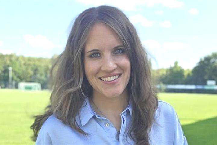 Chloe, 32 — Escort in Schnabelwaid, Germany