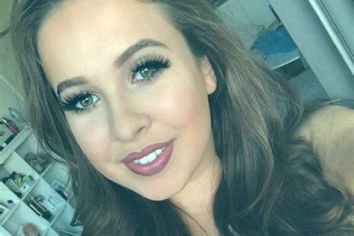 Chloe, 33, a auburn brown-eyed european companion based in Daliyat al Karmel. Offering Prostate Massage, 69. Available for incall and outcall, overnight book...