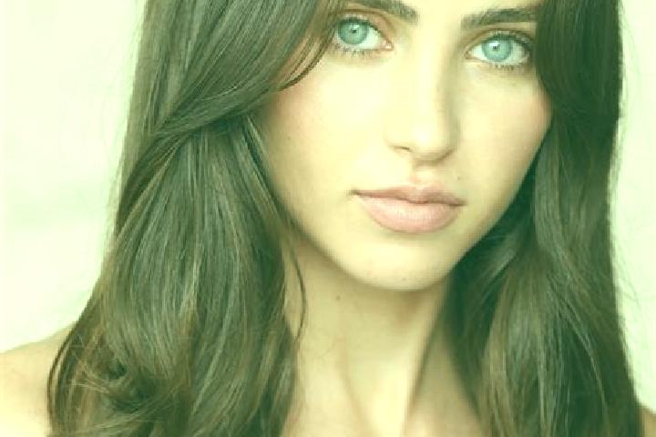 Chloe, 33, a chestnut brown-eyed mediterranean companion based in Woodburn. Offering Dinner Date, Duos, GFE, Striptease. Available for incall and outcall, da...