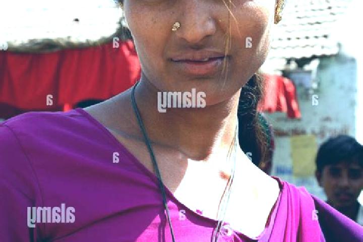 Chloe, 33, a red blue-eyed indian companion based in Zeithain. Offering Travel Companion, 69, Tantra, BDSM. Available for incall and outcall, overnight booki...