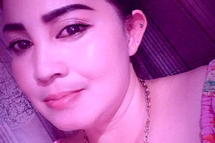 Chloe, 33 — Escort in Cinagrog Girang, Indonesia