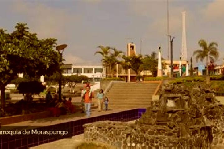 Chloe, 33 — Escort in Moraspungo, Ecuador