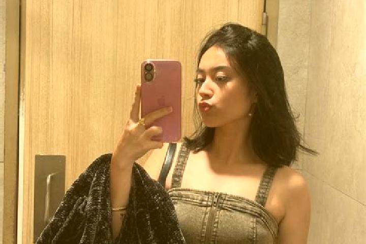 Chloe, 33 — Escort in Muang Kasi, Laos